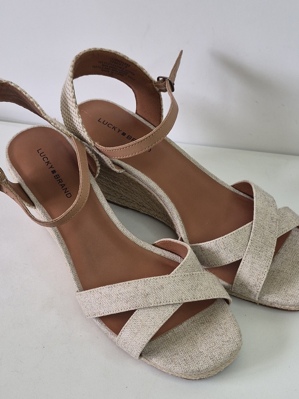 Lucky Brand Beige Espadrille Wedge Sandals Size 10M